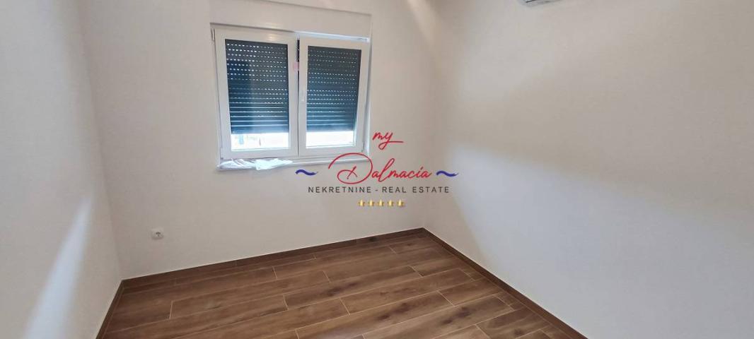 Vir, E4 Trosoban apartman sa pogledom na more 