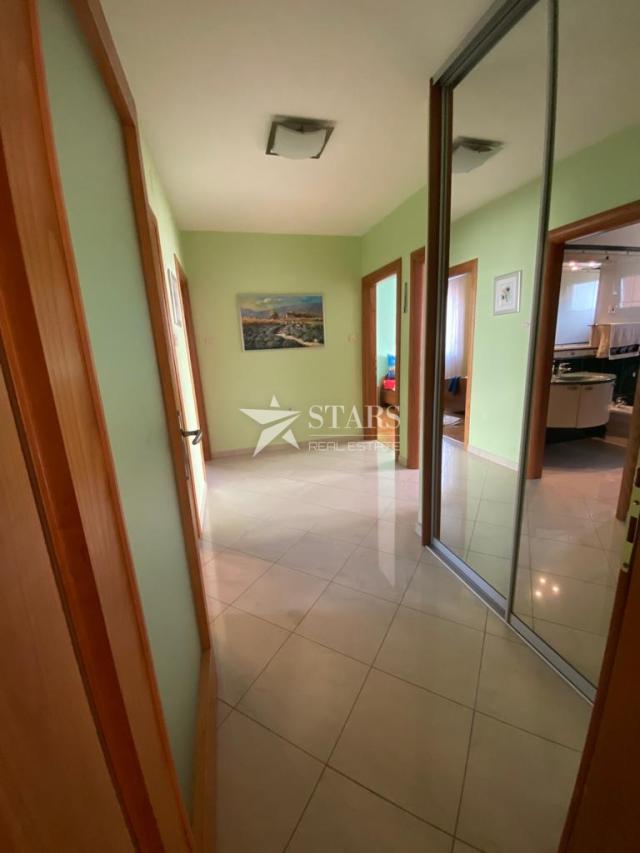 Kastav, Rešetari – Geräumige Wohnung 133 m²