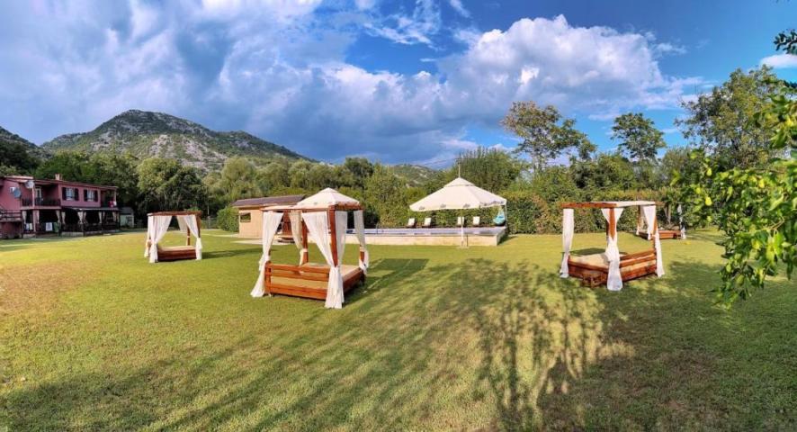 Razrađen turistički kompleks blizu Skadarskog jezera, Bar, Virpazar