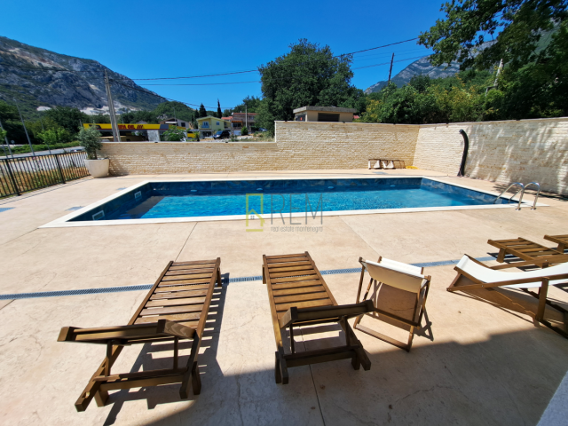Prodaja jednosoban kompletno namješten stan 55.52 m² (+ terasa 23.55 m²), Torre a Cona