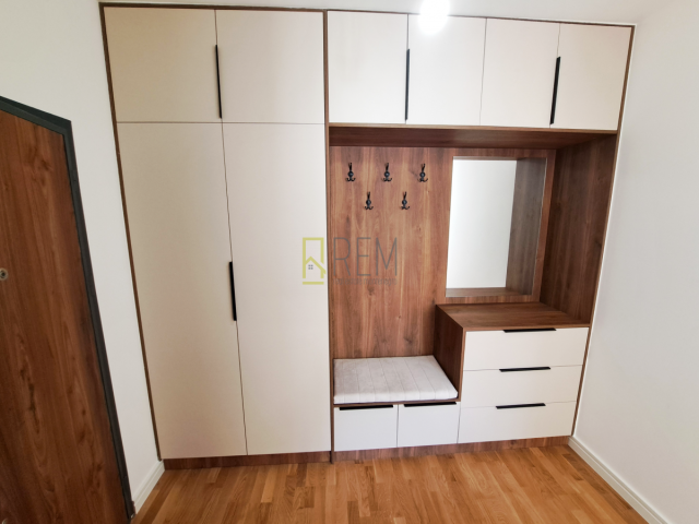 Prodaja jednosoban kompletno namješten stan 55.52 m² (+ terasa 23.55 m²), Torre a Cona