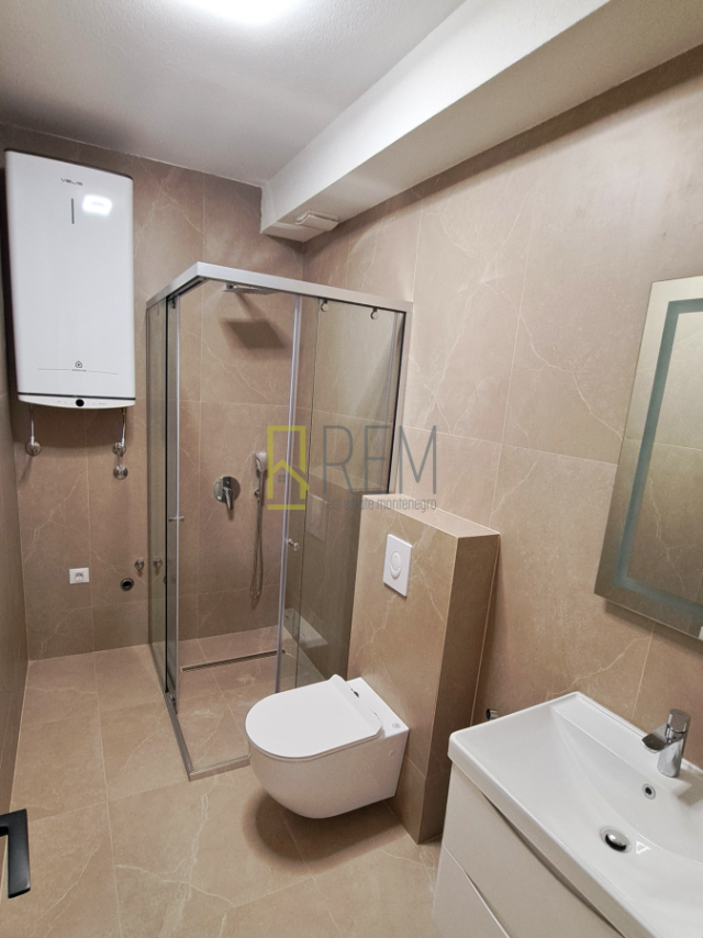 Prodaja jednosoban kompletno namješten stan 55.52 m² (+ terasa 23.55 m²), Torre a Cona