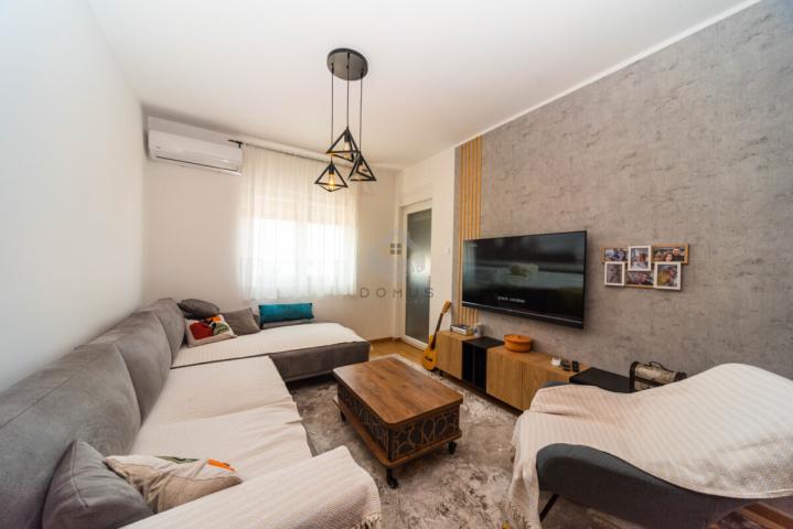 Jednosoban stan 45m2 + garaža, Pobrežje - Podgorica