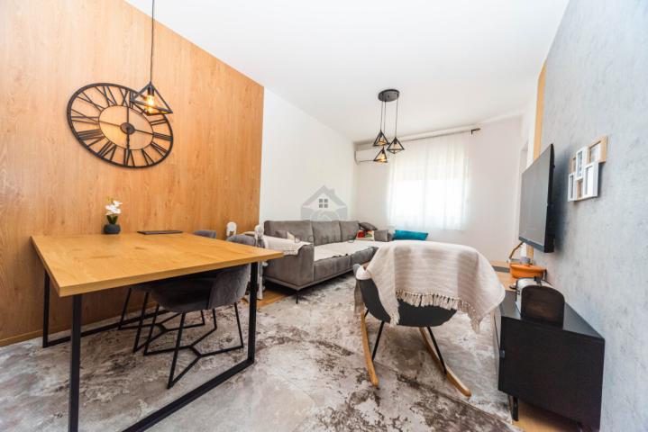 Jednosoban stan 45m2 + garaža, Pobrežje - Podgorica