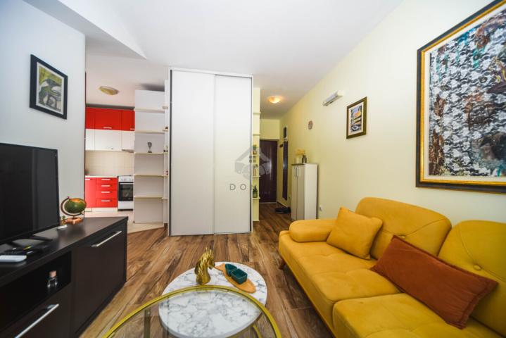 Jednosoban stan 35m2 + parking, Tološi - Podgorica
