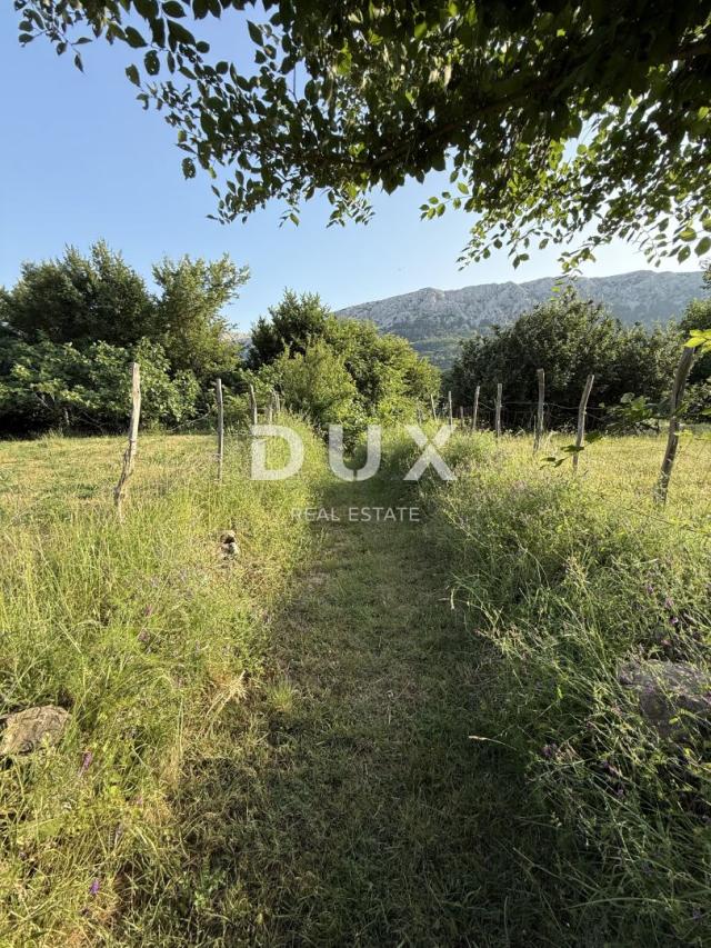 OTOK KRK, BAŠKA - Zemljište na odličnoj lokaciji
