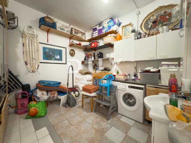 KRK ISLAND, BAŠKA - Modern apartment, first row to the sea!