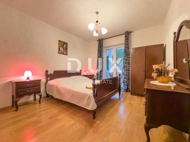 OTOK KRK, BAŠKA - Kuća s 5 apartmana i velikom okućnicom