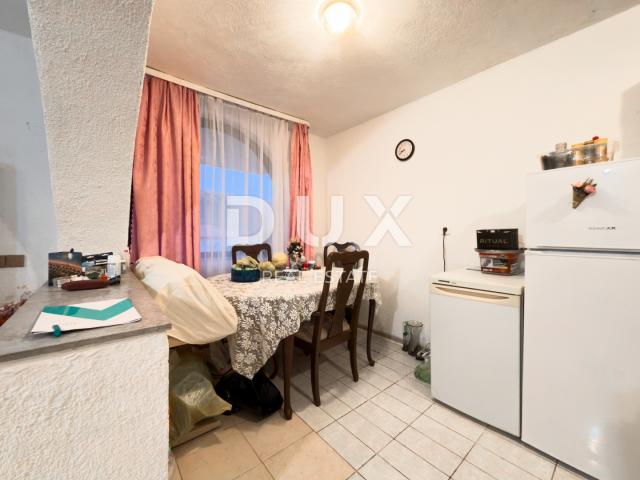 OTOK KRK, BAŠKA - Kuća s 5 apartmana i velikom okućnicom