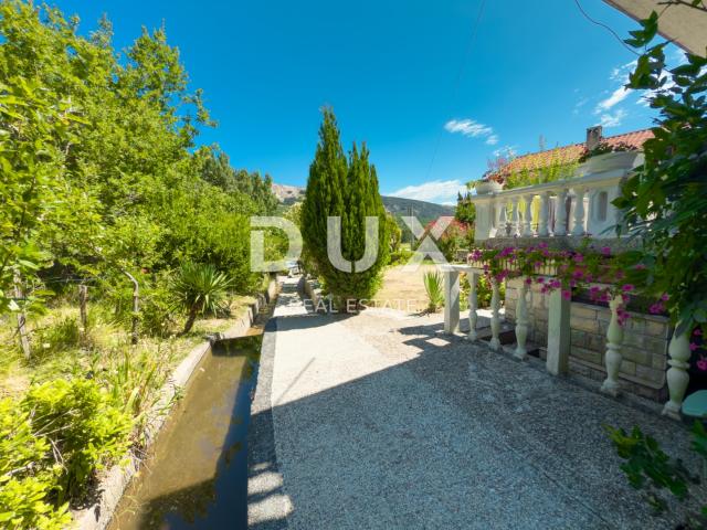 OTOK KRK, BAŠKA - Kuća s 5 apartmana i velikom okućnicom