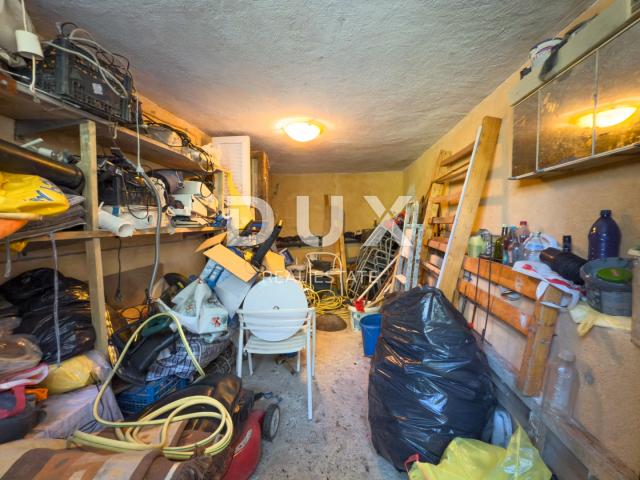 OTOK KRK, BAŠKA - Kuća s 5 apartmana i velikom okućnicom