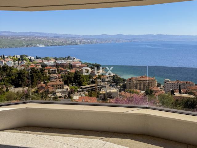 OPATIJA, CENTAR - novogradnja luksuznog standarda u Opatiji s garažom, vlastitim vrtom, vrhunski sta