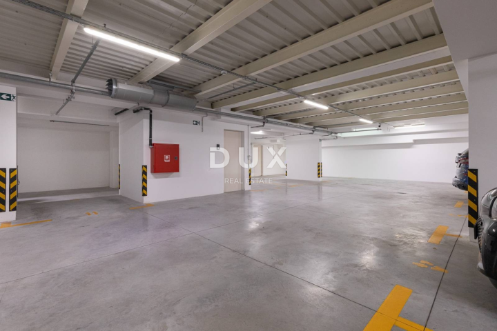 OPATIJA, CENTAR - penthouse drugi red do mora u jednoj od najboljih zgrada u Opatiji