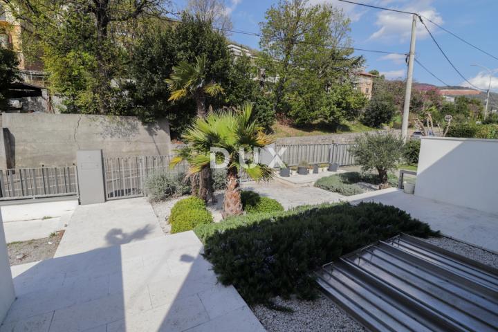 OPATIJA, CENTAR - penthouse drugi red do mora u jednoj od najboljih zgrada u Opatiji