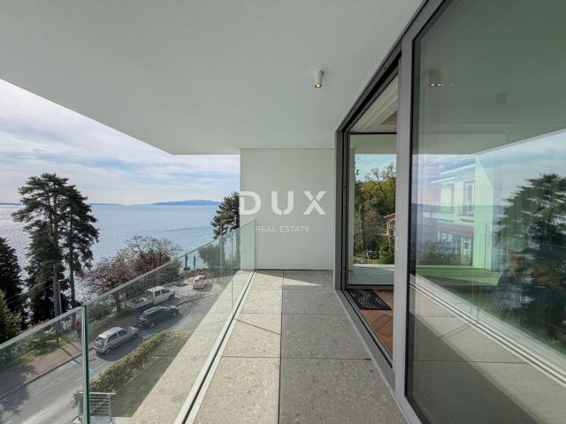 OPATIJA, CENTAR - penthouse drugi red do mora u jednoj od najboljih zgrada u Opatiji