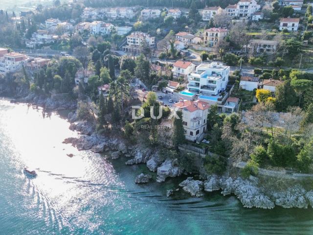 OPATIJA, CENTAR - penthouse drugi red do mora u jednoj od najboljih zgrada u Opatiji