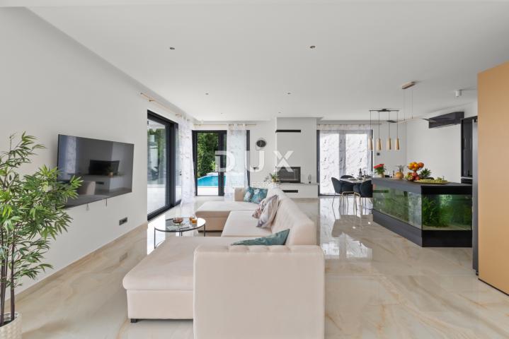 OPATIJA, MATULJI – Luksuzna villa s infinity bazenom, saunom i panoramskim pogledom na more