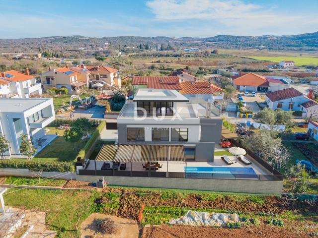 ISTRA, ROVINJ - samostojeća ekskluzivna villa - NOVOGRADNJA s bazenom! HITNA PRODAJA! PRILIKA!