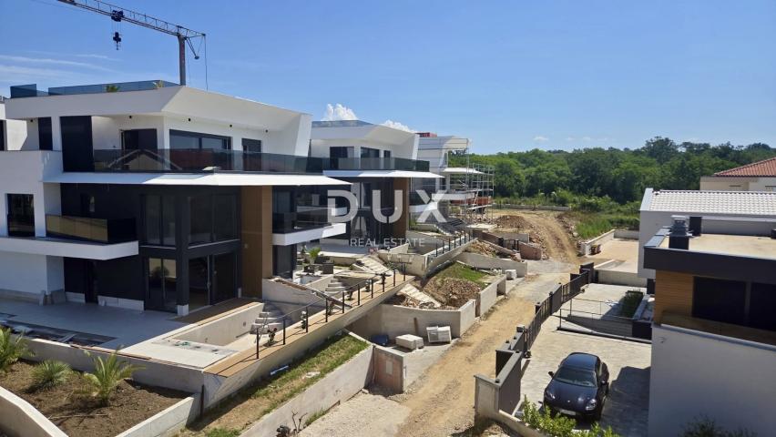 OTOK KRK, NJIVICE - Ekskluzivna novogradnja, penthouse s krovnim bazenom!
