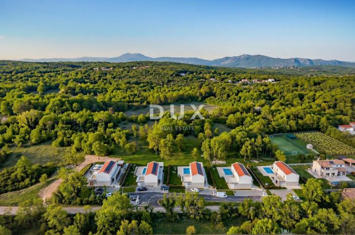 ISTRA, LABIN - Moderna novogradnja na prostranoj okućnici
