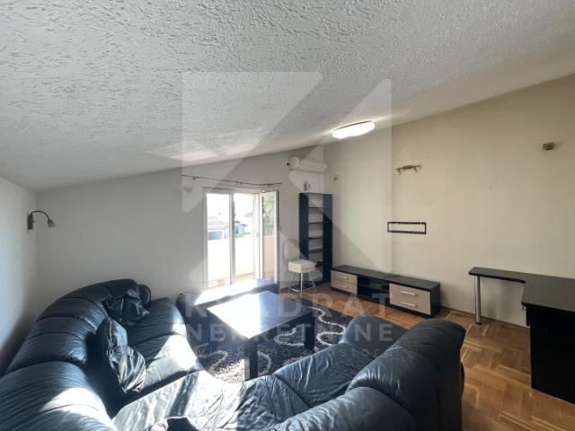 Izdavanje, Trosoban stan, Podgorica, Zagorič, 100m2