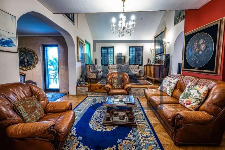 Prodaja | Kuća | 280m2 | Podgorica, Ibričevina