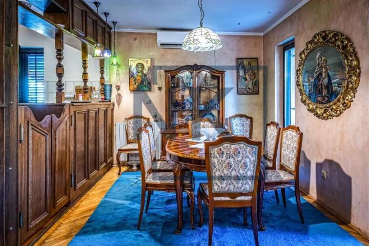 Prodaja | Kuća | 280m2 | Podgorica, Ibričevina