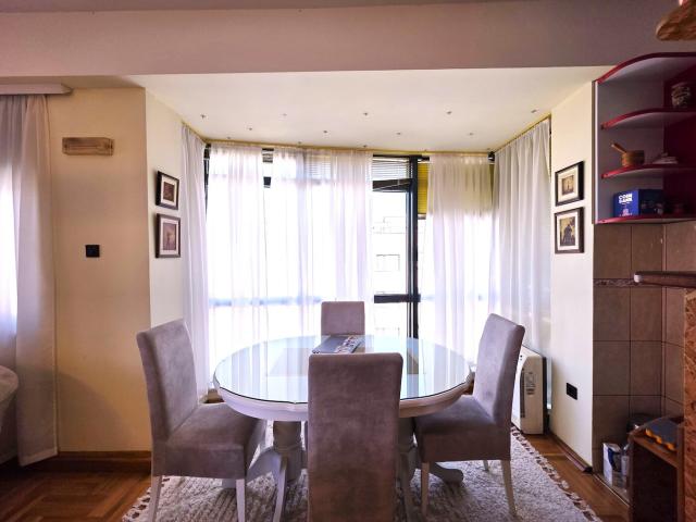 Dvosoban lijepo namješten stan, 76m2, Centar, Podgorica