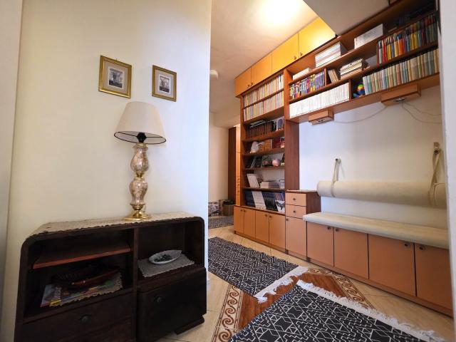 Dvosoban lijepo namješten stan, 76m2, Centar, Podgorica