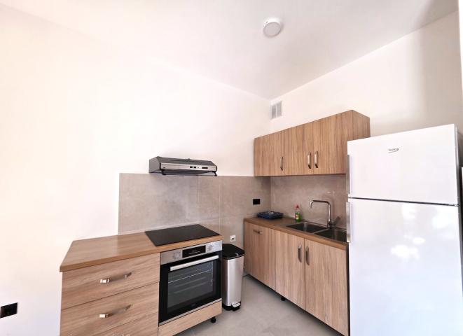 Dvosoban namješten stan, 76m2, Gorica C, Podgorica