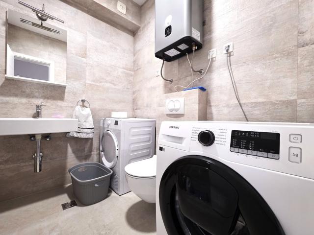Dvosoban namješten stan, 76m2, Gorica C, Podgorica