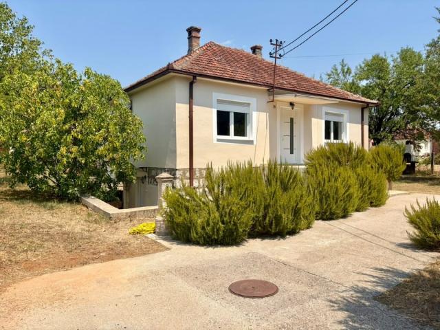 Namještena kuća, 125m2, Ibričevina, Podgorica