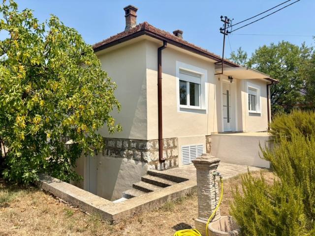 Namještena kuća, 125m2, Ibričevina, Podgorica