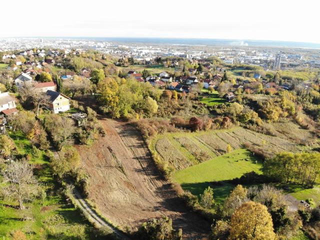 Capekov put, Bizek, 4.897,00 m2, 342.790,00 EUR