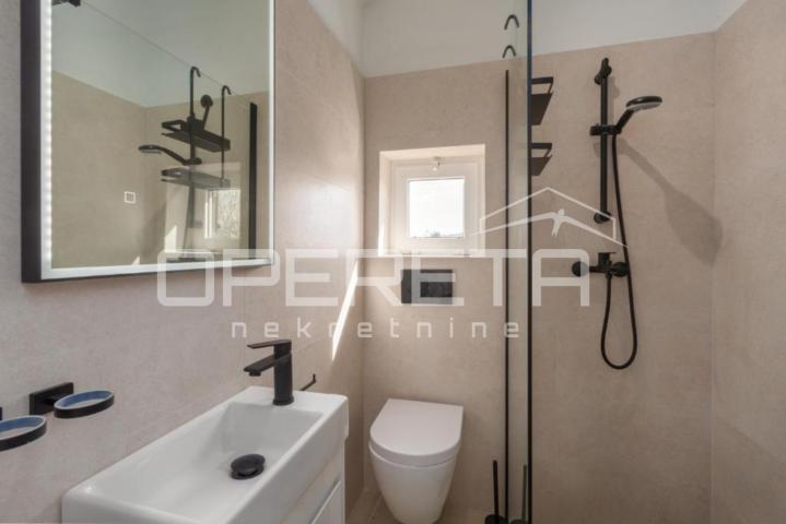 Istra – Rovinj, trosoban stan 100 m od mora