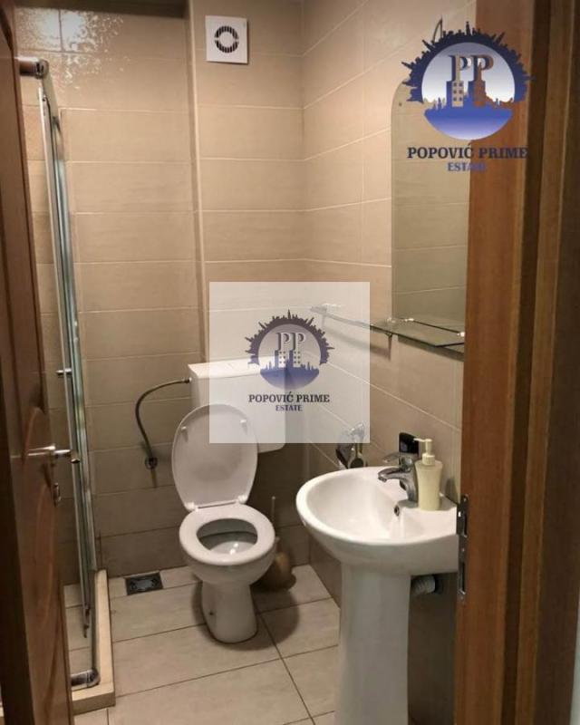 IZDAJE SE JEDNOSOBAN STAN, STARI AERODROM 400€