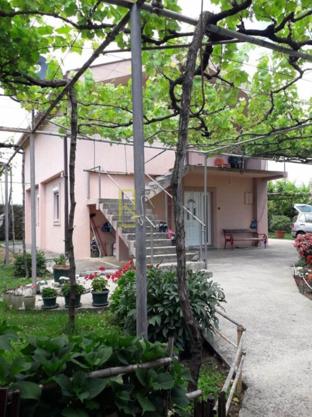 Prodaja-kuća 119m² na imanju od 2.050m², Danilovgrad