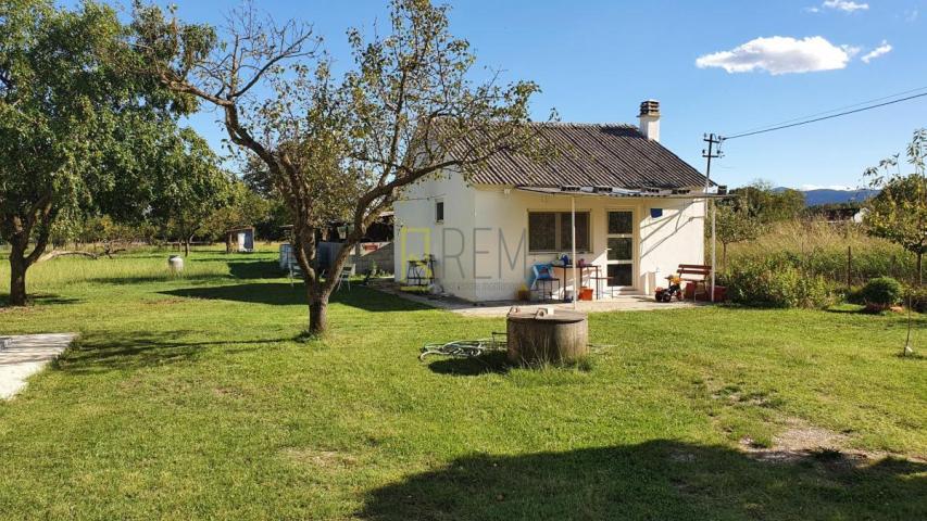 Prodaja- nova kuca 132m2 sa imanjem 3.405m2, Curilac, Danilovgrad