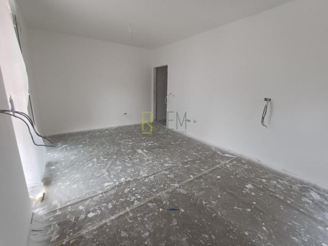 Prodaja, Stan, 55m2 , Momišići