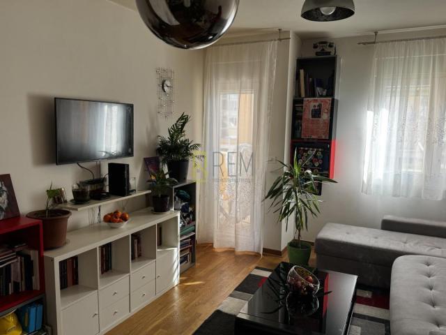 Prodajemo- jednosoban stan 43m2 u Zagoriču, kompleks City Kej