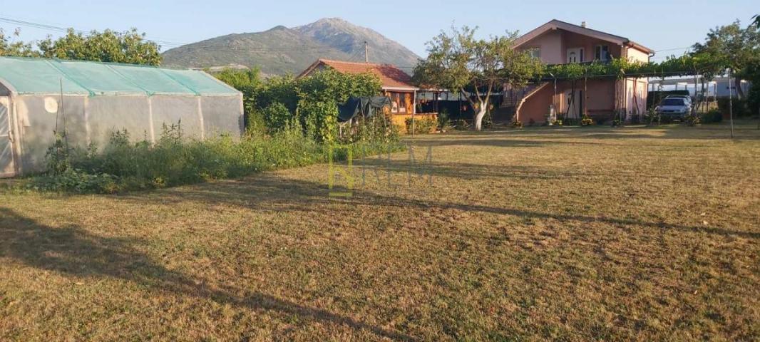 Prodaja-kuća 119m² na imanju od 2.050m², Danilovgrad