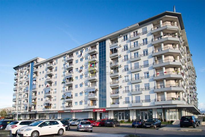 Prodajemo- poslovni prostor 67m2, u ulici 4. Jula na Pobrežju