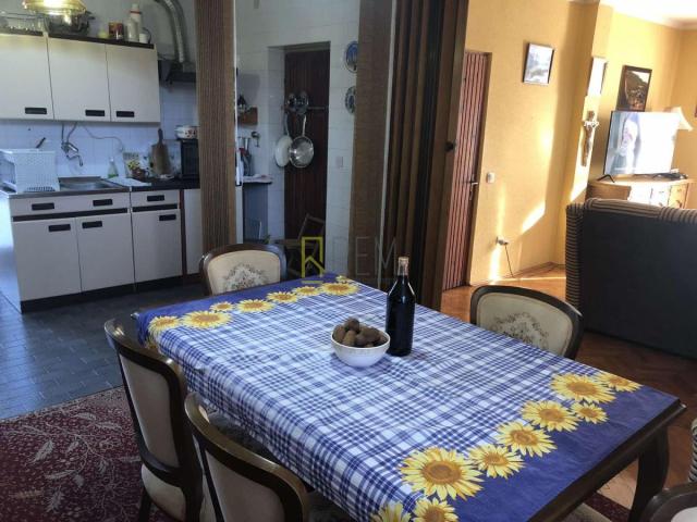 PRODAJA- KUCA, BAR
