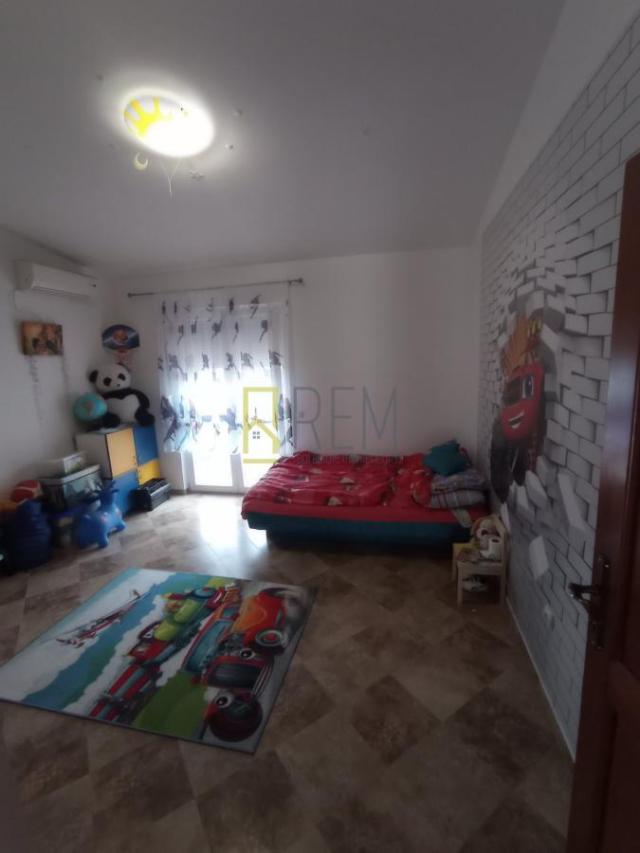 PRODAJA – KUĆA U BARU, NASELJE POLJE