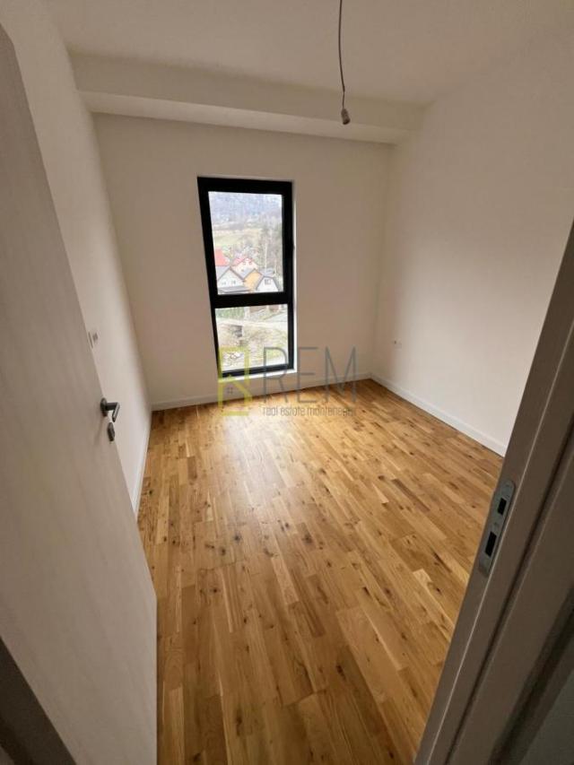 NA PRODAJU - Dvosoban stan u Kolašinu