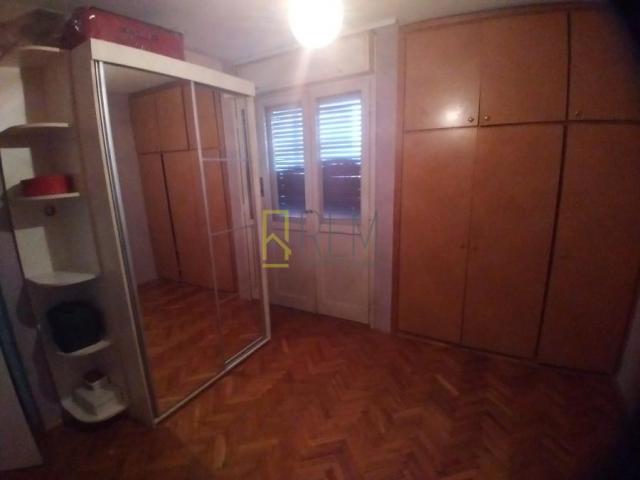 Prodajemo- trosoban stan povrsine 108 m2 na Tuskom putu