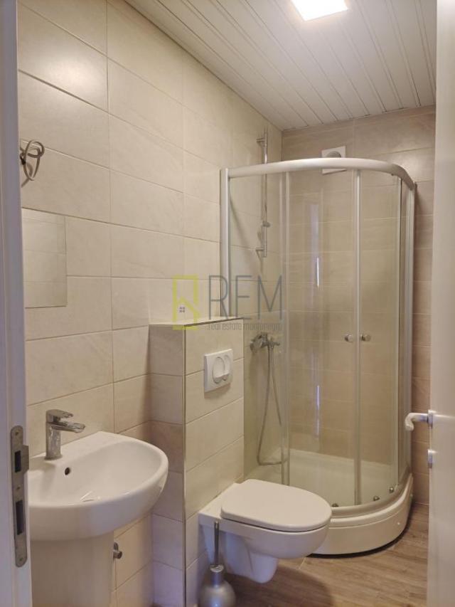 Prodajemo- namješten trosoban stan 101m2, -City Kej. 