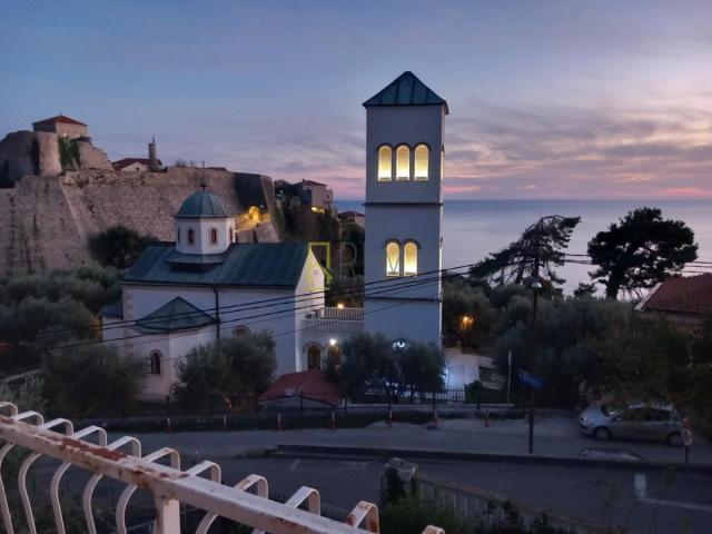 Kuća u Ulcinju, liman