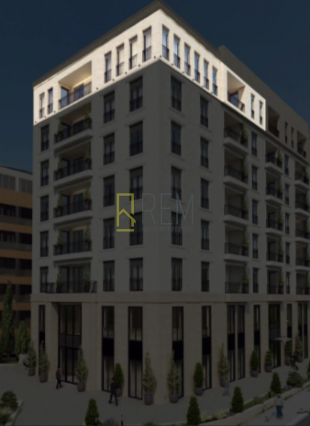 Prodajemo – luksuzni četvorosobni penthaus, Podgorica - Centar