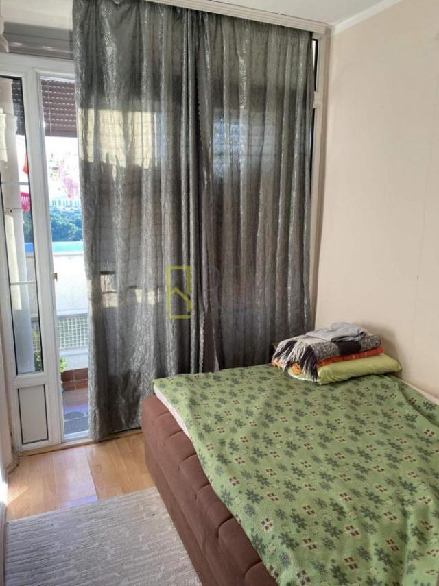 Prodaja , jednosoban stan, Blok 6